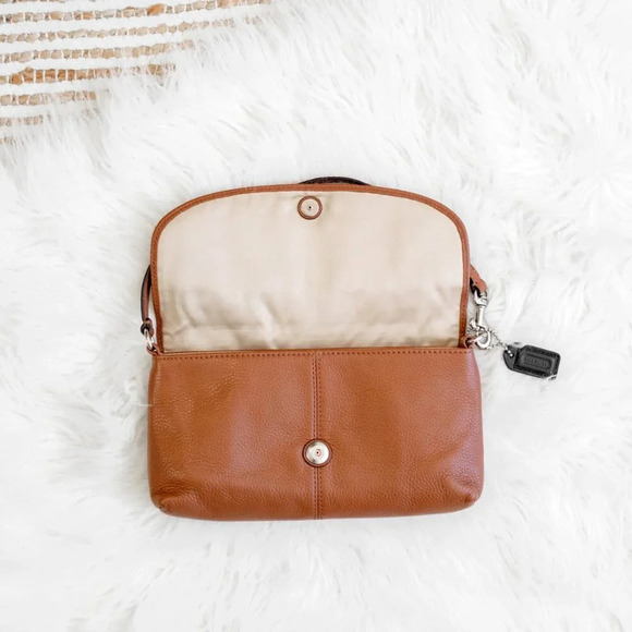 COACH F51821 PARK SADDLE BROWN PEBBLED LEATHER MINI BAG WRISTLET WALLET CLUTCH - Picture 6 of 14